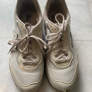 New balance sneakers